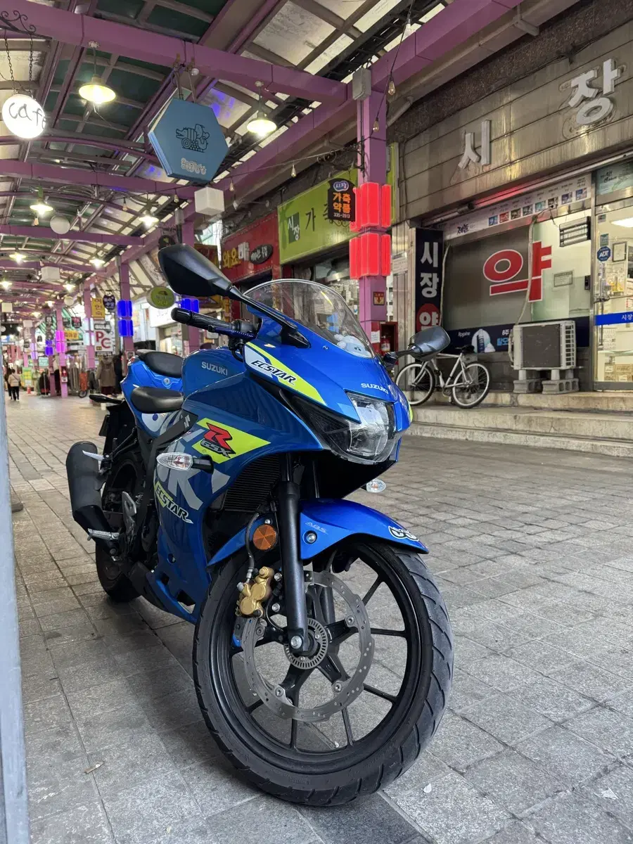 스즈키 gsx r 125 2023